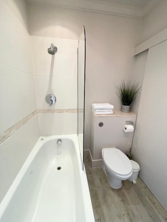 Victoria Maisonette Apartment Лондон Екстер'єр фото