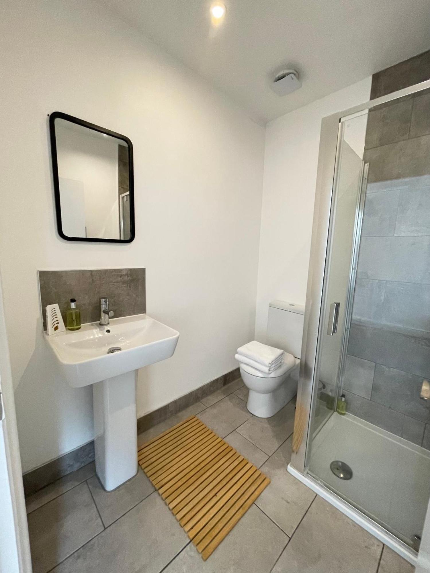 Victoria Maisonette Apartment Лондон Екстер'єр фото