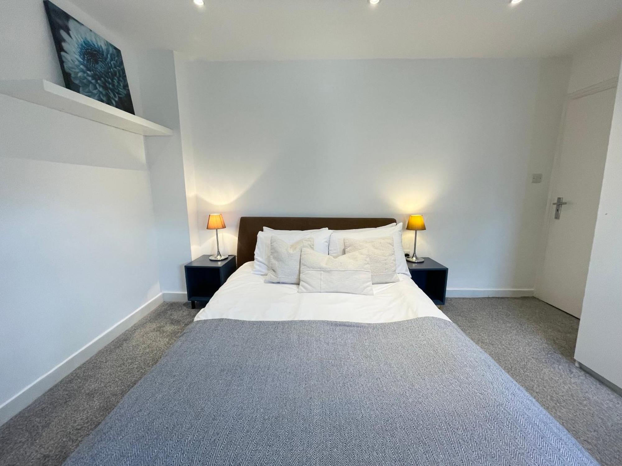Victoria Maisonette Apartment Лондон Екстер'єр фото