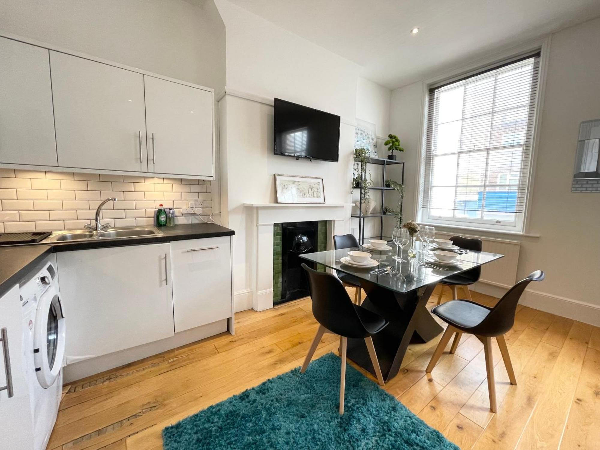 Victoria Maisonette Apartment Лондон Екстер'єр фото