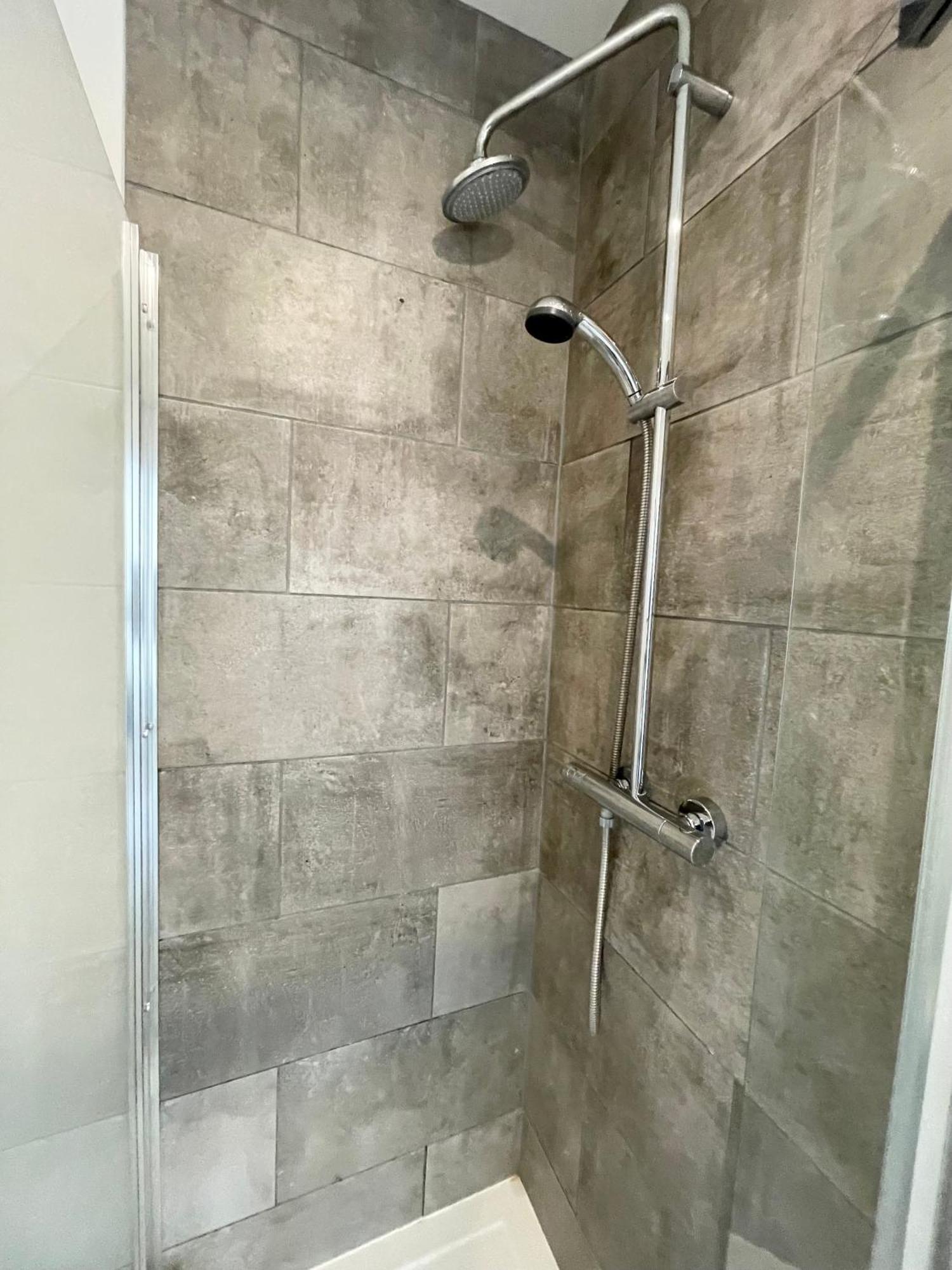 Victoria Maisonette Apartment Лондон Екстер'єр фото