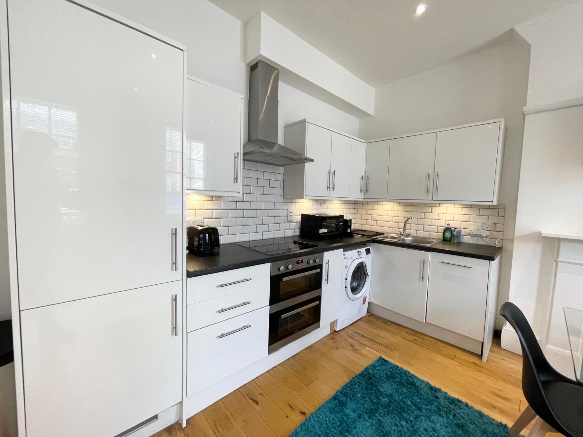 Victoria Maisonette Apartment Лондон Екстер'єр фото