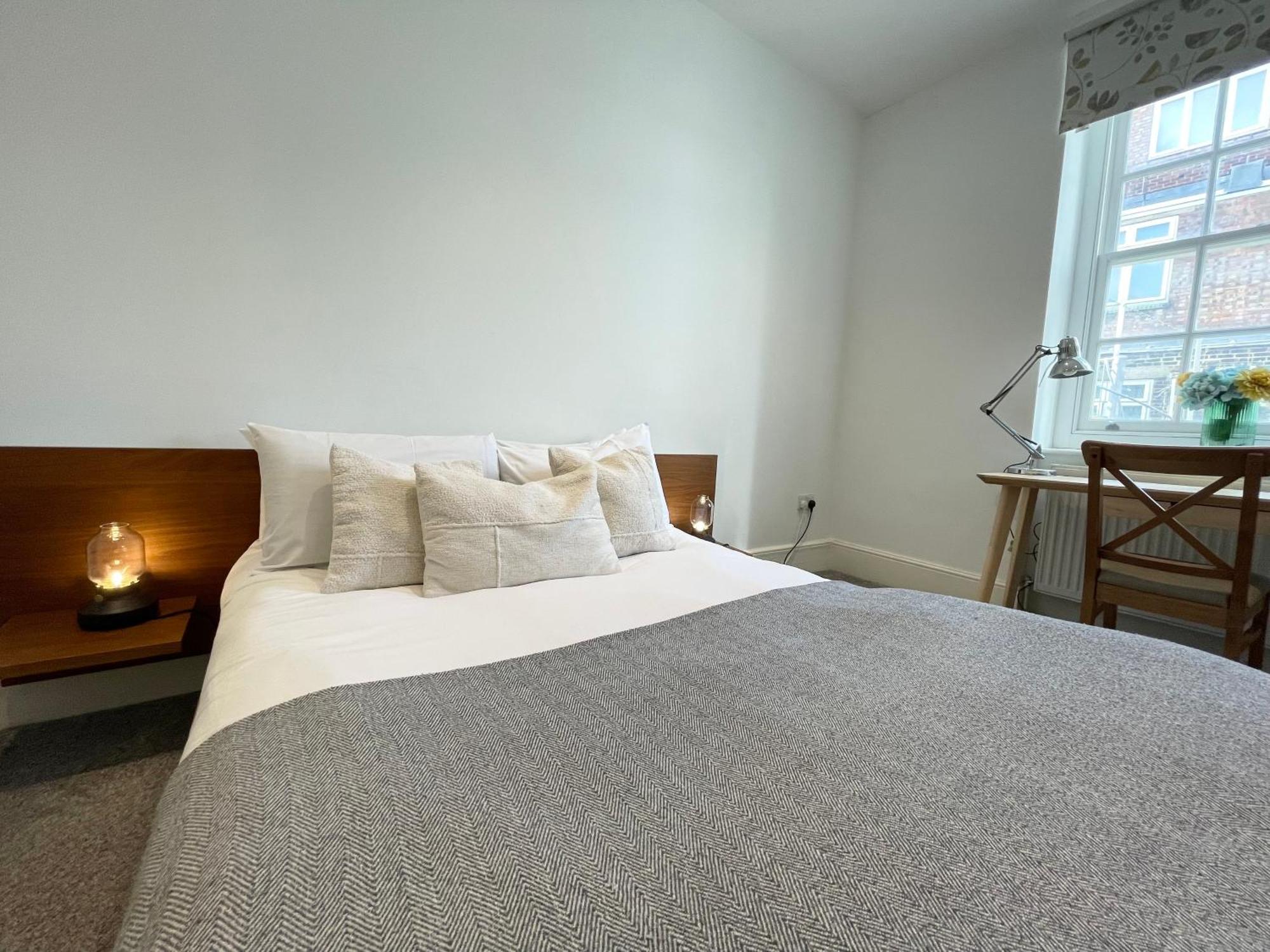 Victoria Maisonette Apartment Лондон Екстер'єр фото