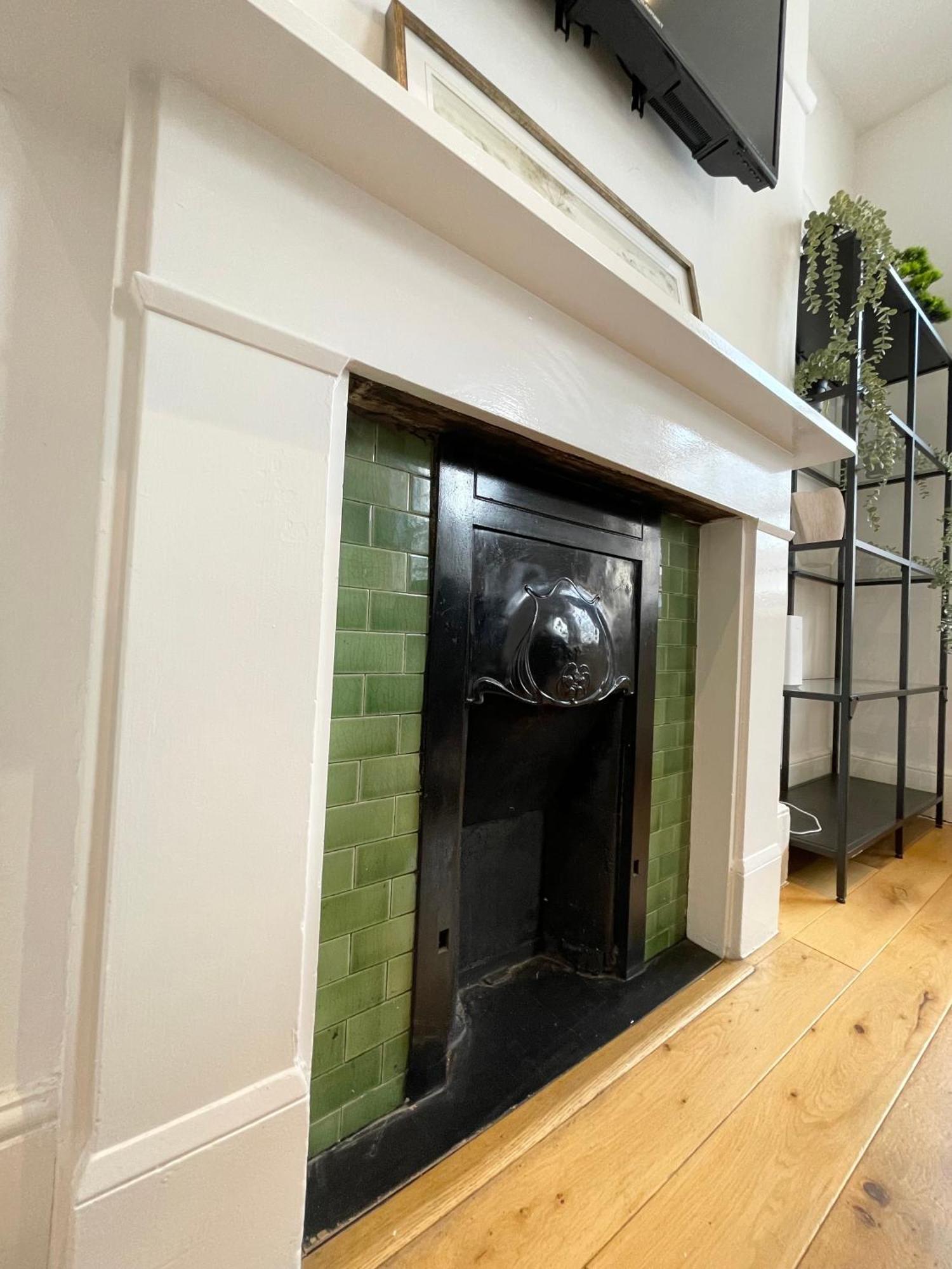 Victoria Maisonette Apartment Лондон Екстер'єр фото